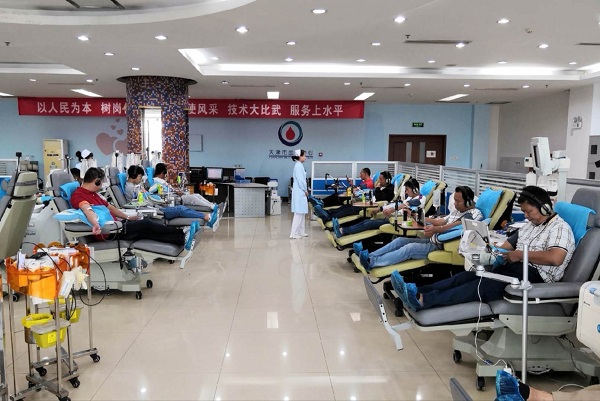 机采成分科采集血小板52408个治疗单位 