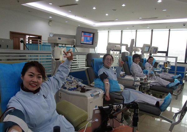 机采成分科采集血小板52408个治疗单位 