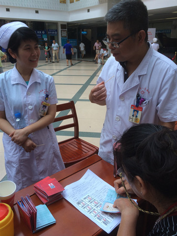 热血仁心医者情!江西省人民医院225名白衣天使捋袖献血